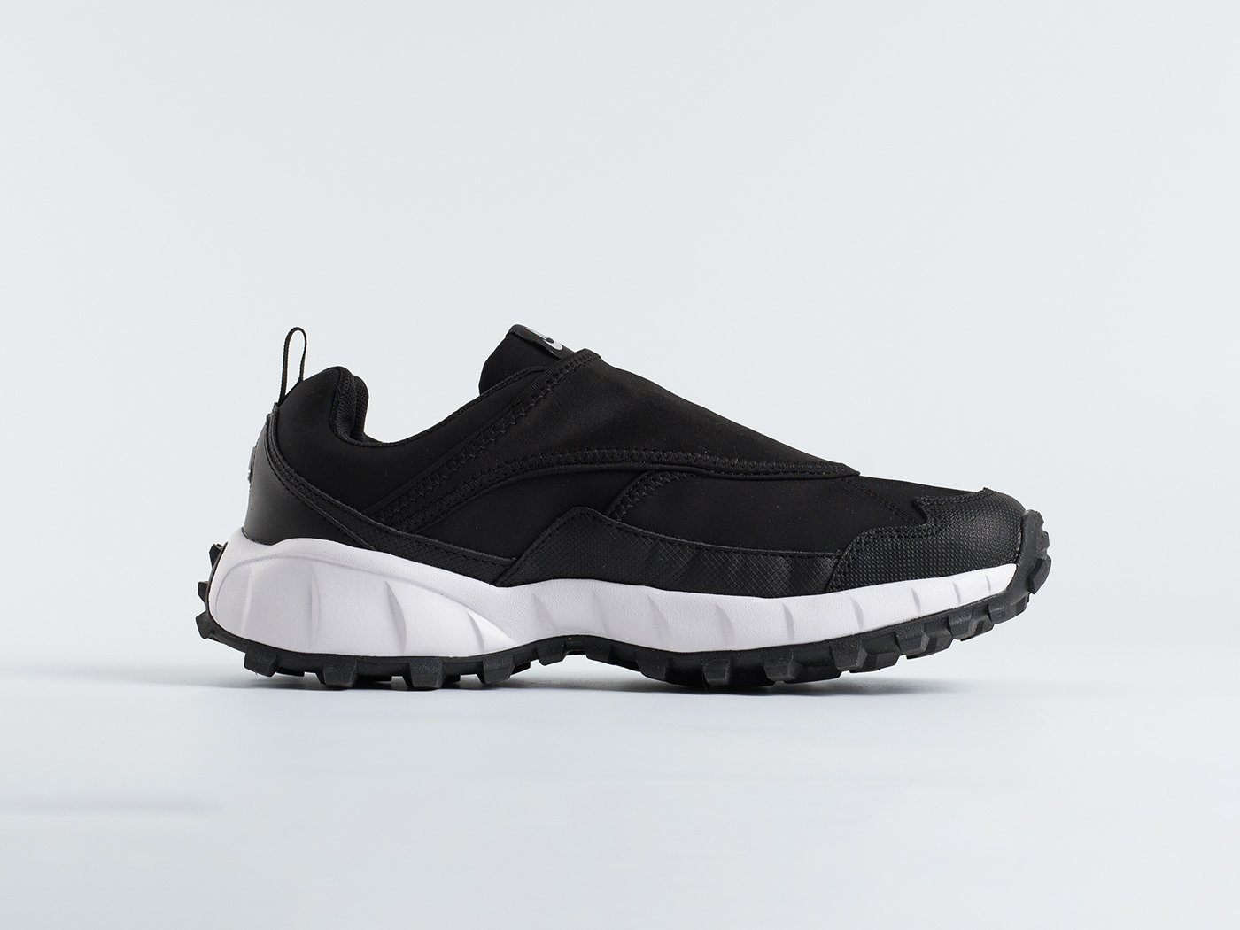 Кроссовки Nike ACG Phassad