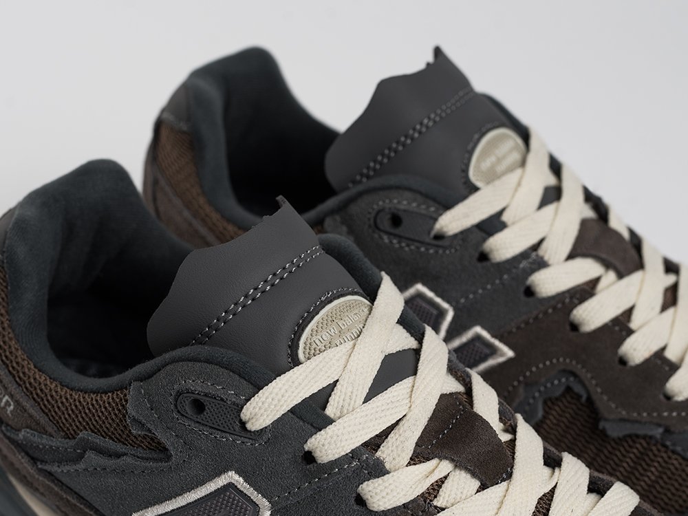 Кроссовки New Balance 2002R