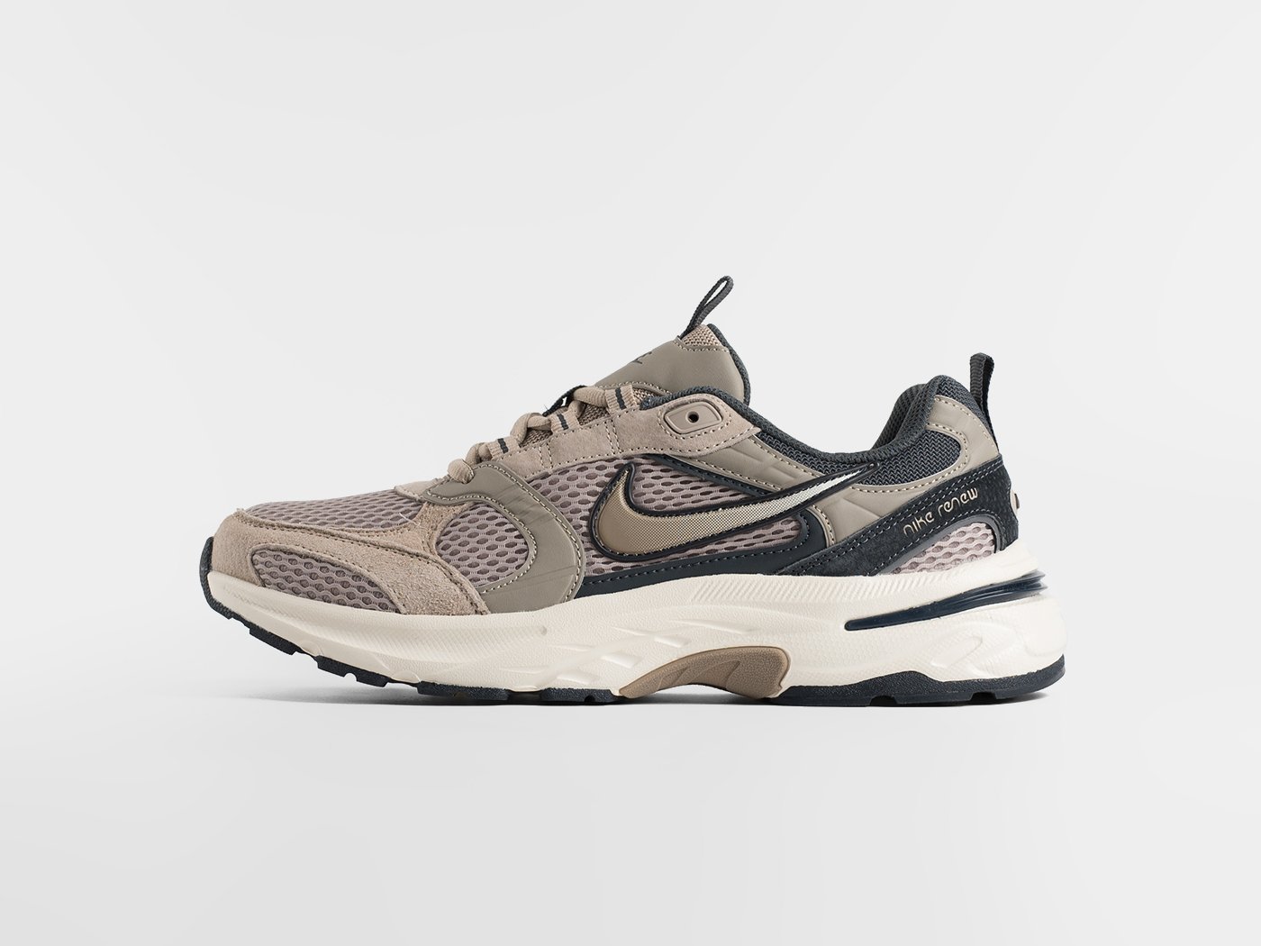 Кроссовки Nike