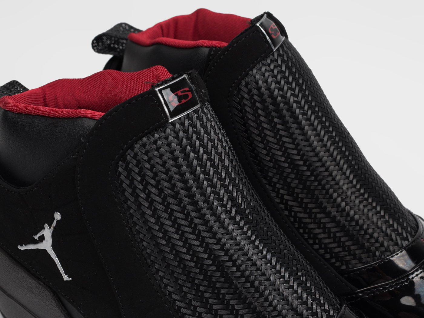 Кроссовки Nike Air Jordan 19