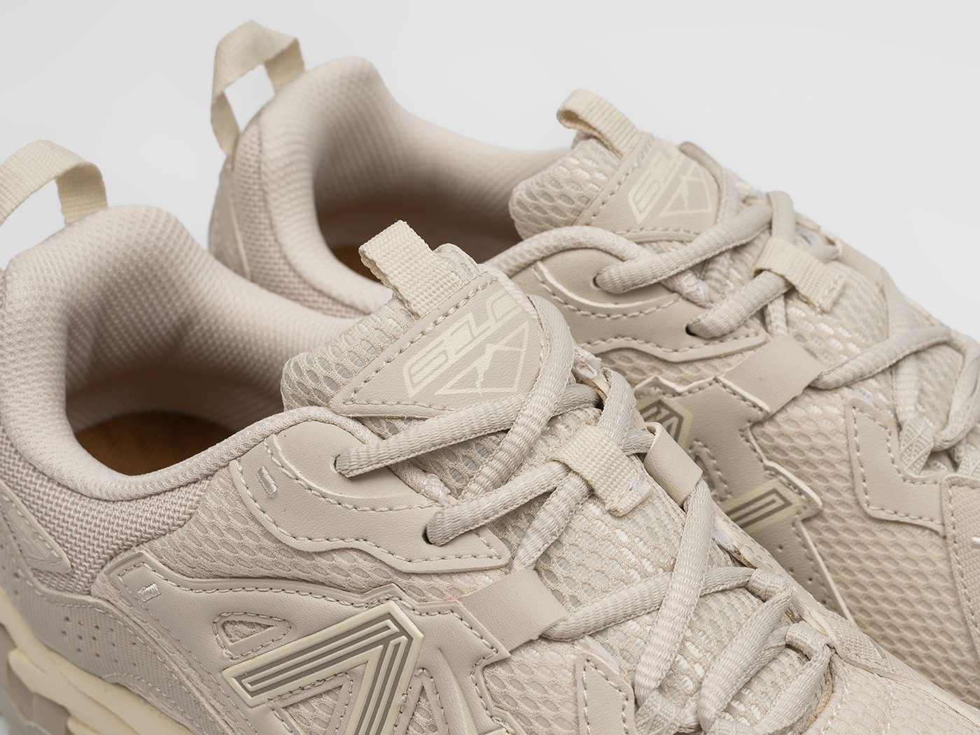 Кроссовки New Balance 610