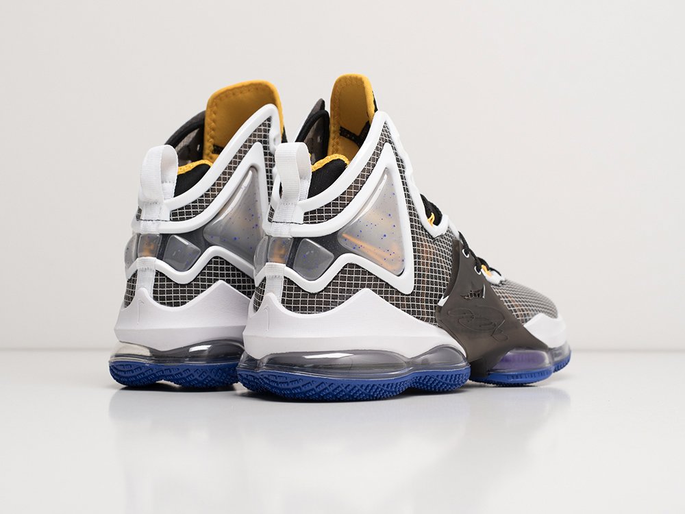 Кроссовки Nike Lebron XIX