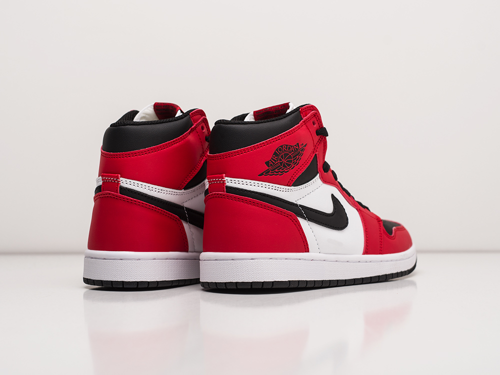 Кроссовки Nike Air Jordan 1 Mid
