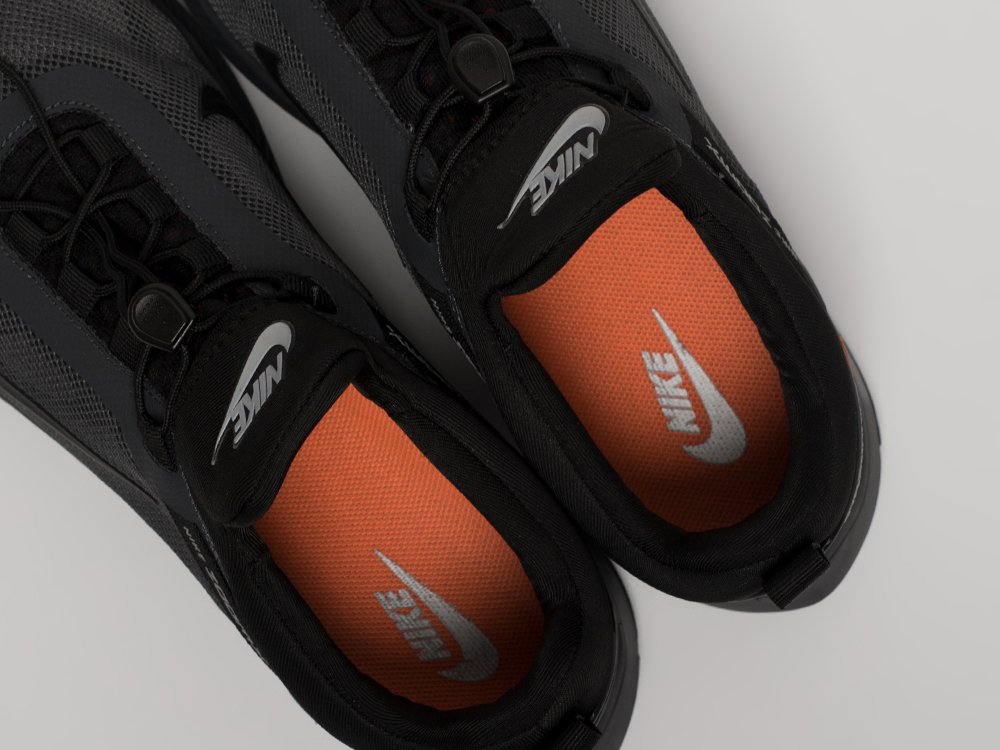 Кроссовки Nike