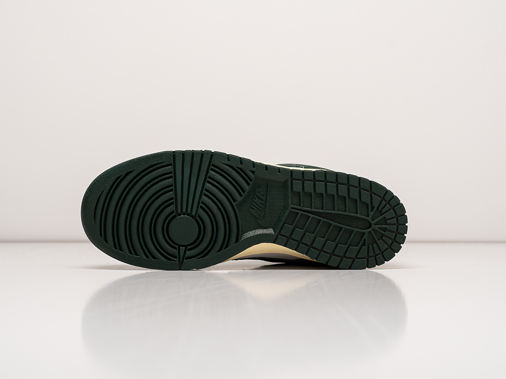 Кроссовки Nike SB Dunk Low