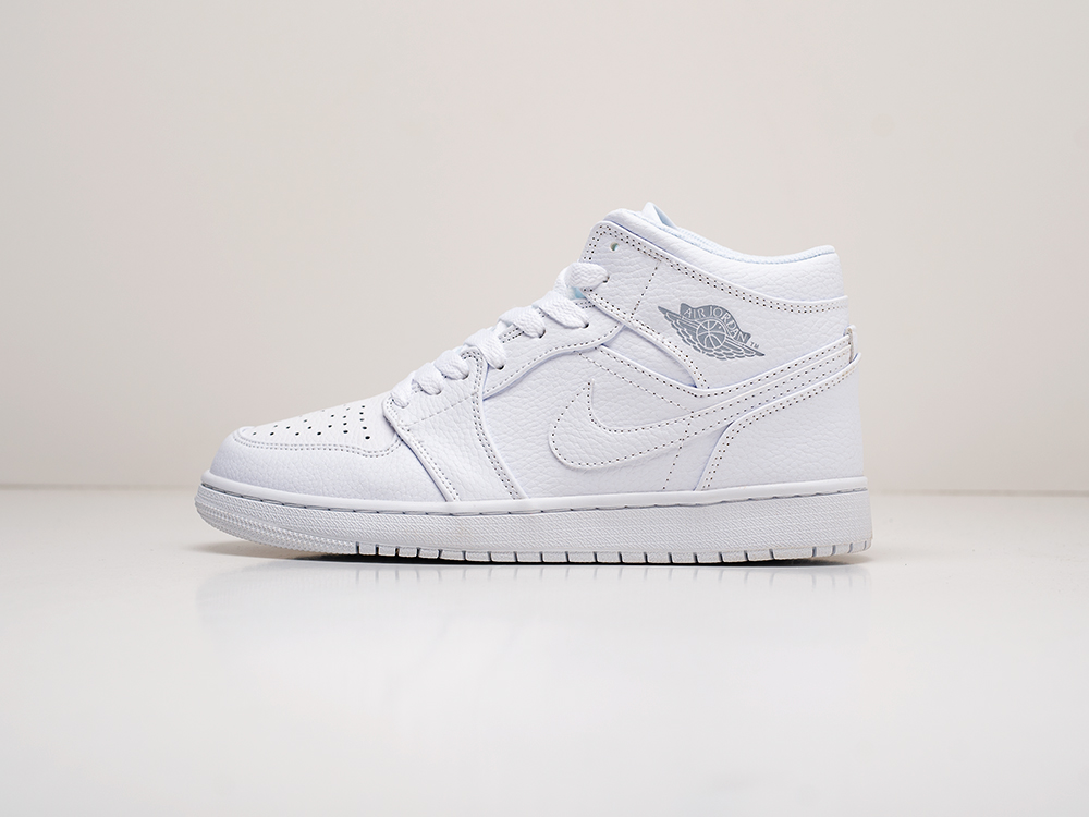 Кроссовки Nike Air Jordan 1 Mid