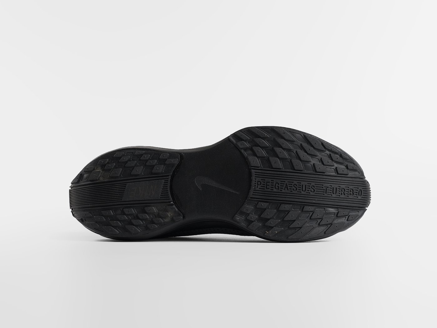 Кроссовки Nike Pegasus Plus