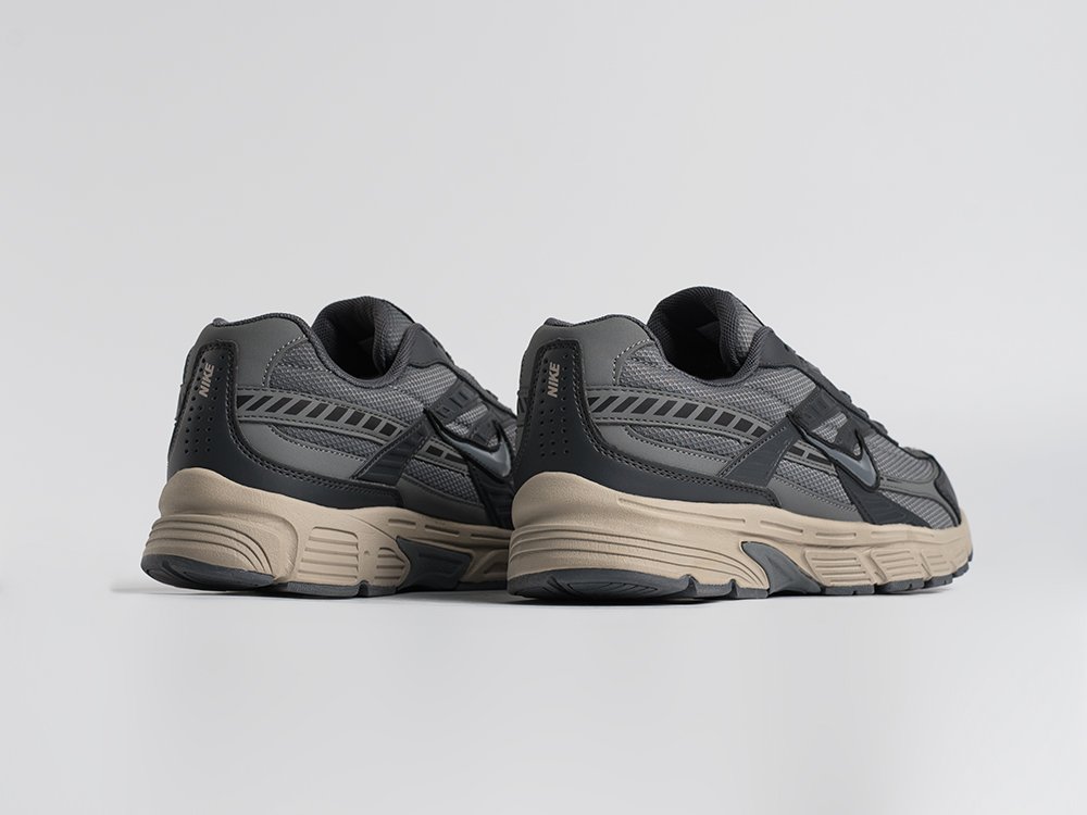 Кроссовки Nike Initiator