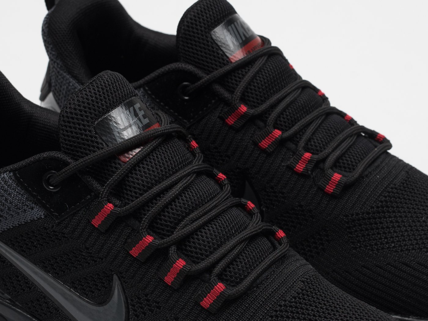 Кроссовки Nike