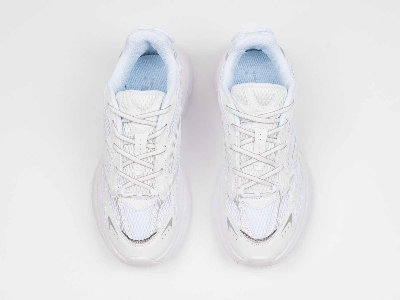 Кроссовки Lacoste L003 Neo Shot
