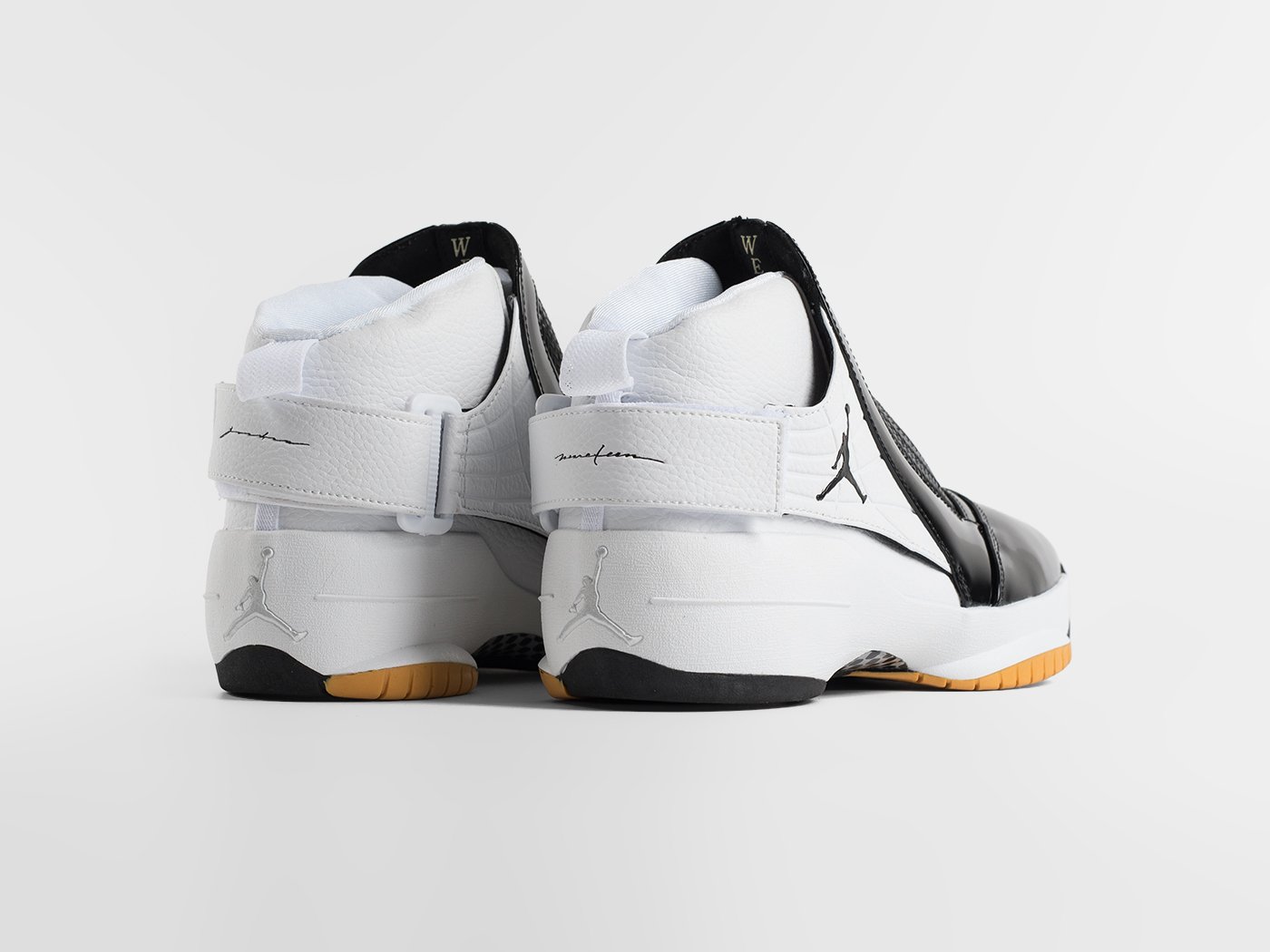 Кроссовки Nike Air Jordan 19