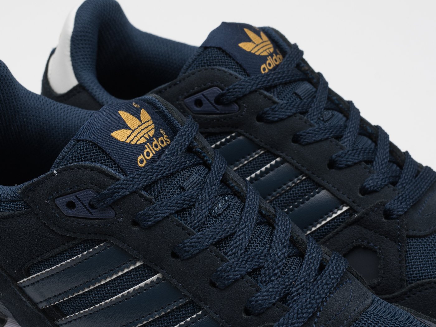Кроссовки Adidas ZX 750