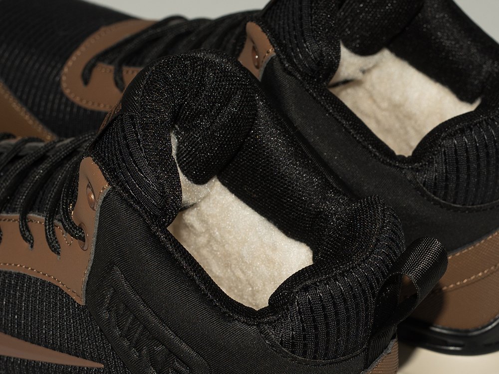 Зимние кроссовки Nike Rivah Mid
