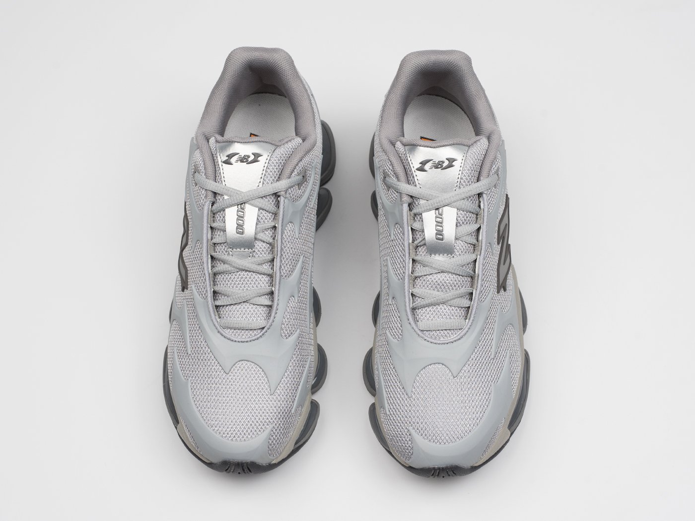 Кроссовки New Balance ABZORB 2000