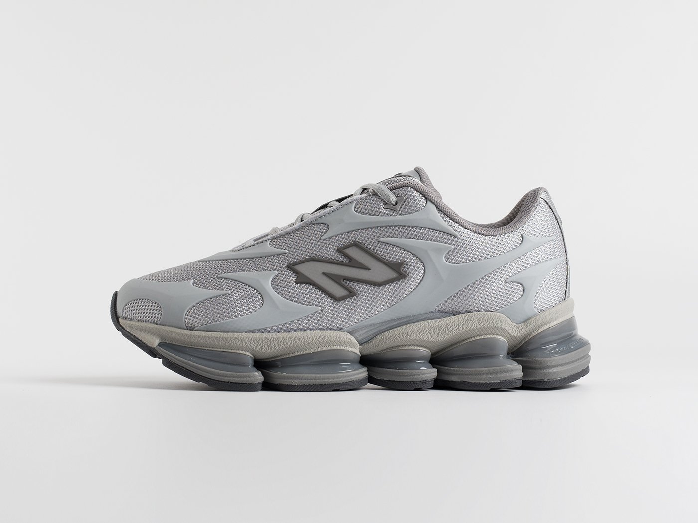 Кроссовки New Balance ABZORB 2000