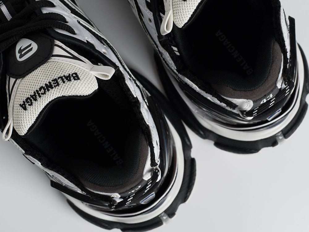 Кроссовки Balenciaga Runner