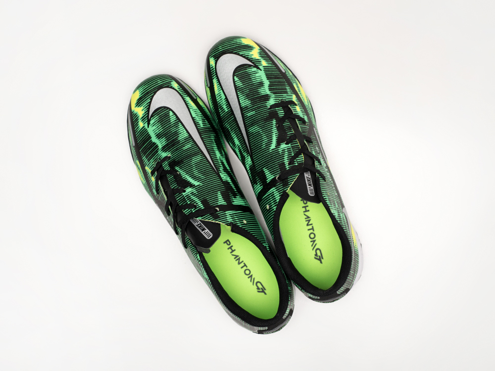 Футбольная обувь Nike Phantom GT2 Club TF