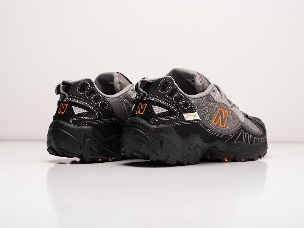 Кроссовки New Balance 703
