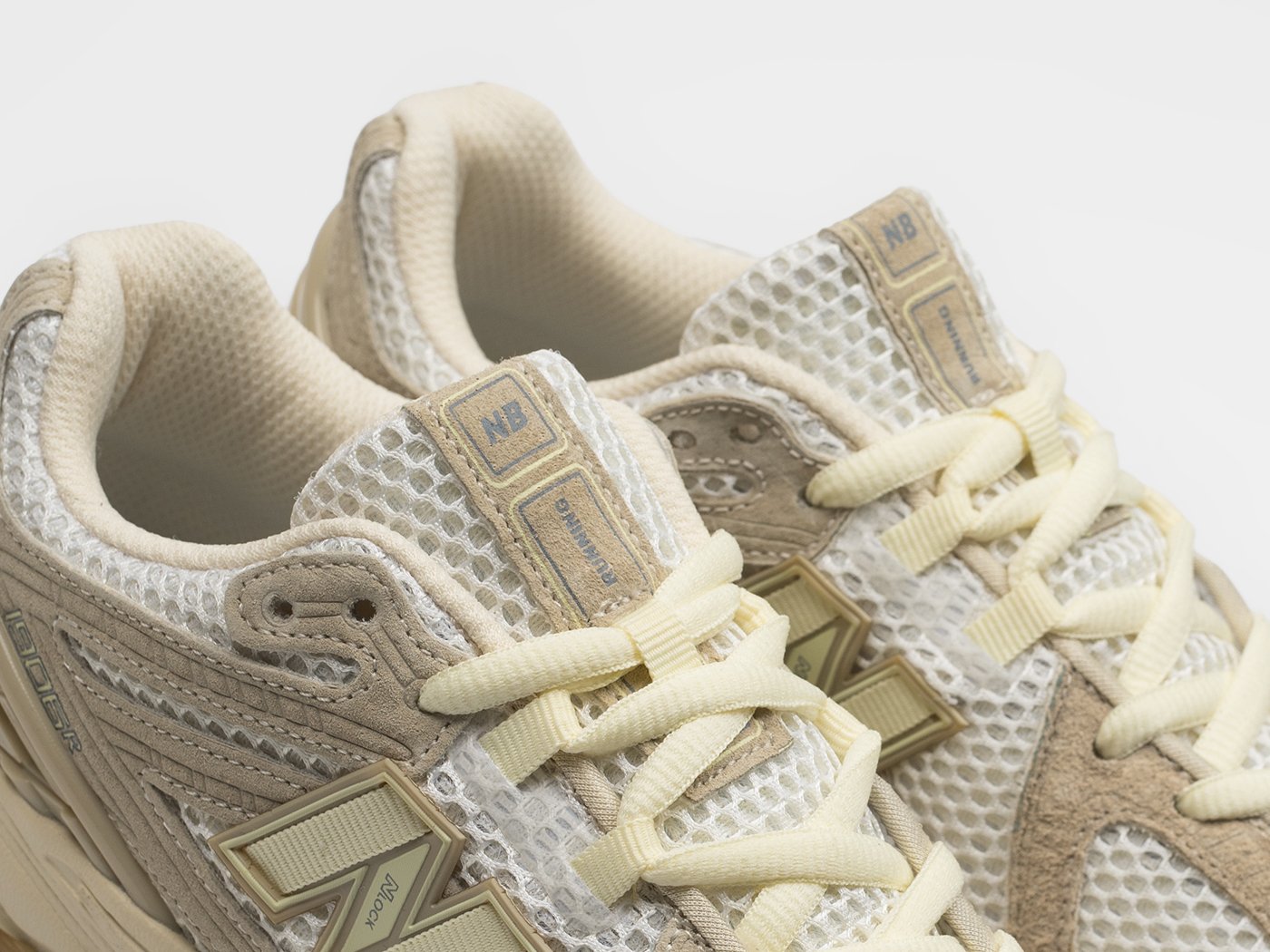 Кроссовки New Balance 1906R