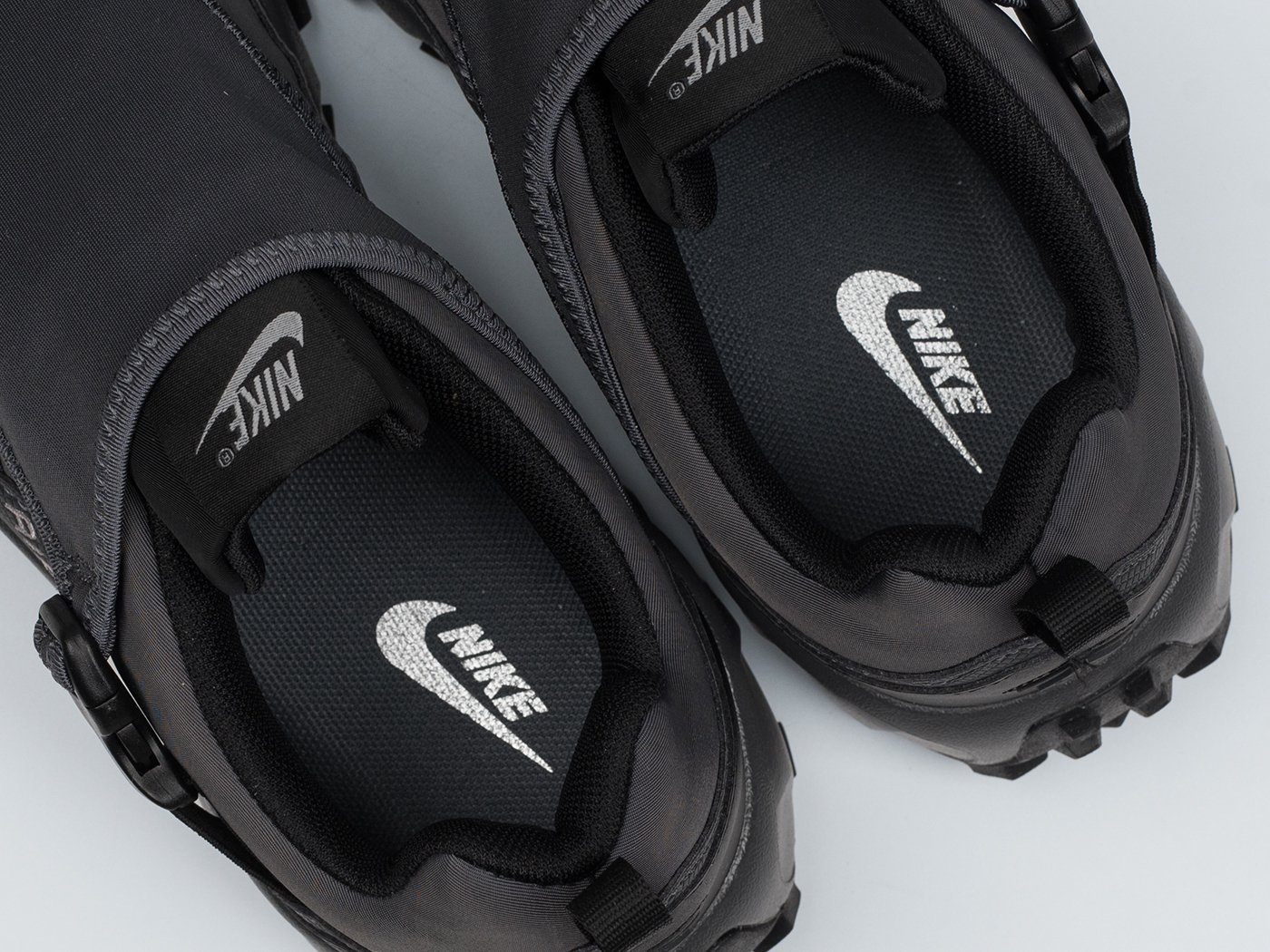 Кроссовки Nike ACG Phassad