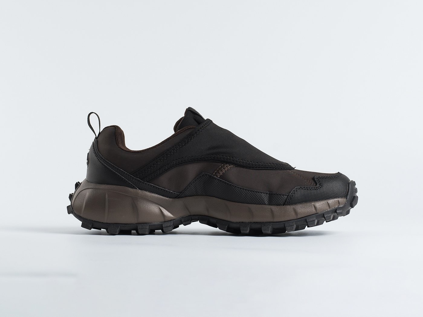 Кроссовки Nike ACG Phassad