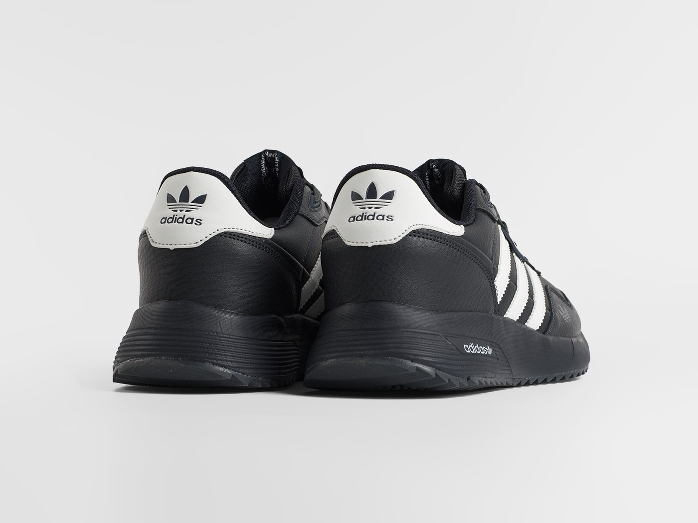 Кроссовки Adidas Retropy F2
