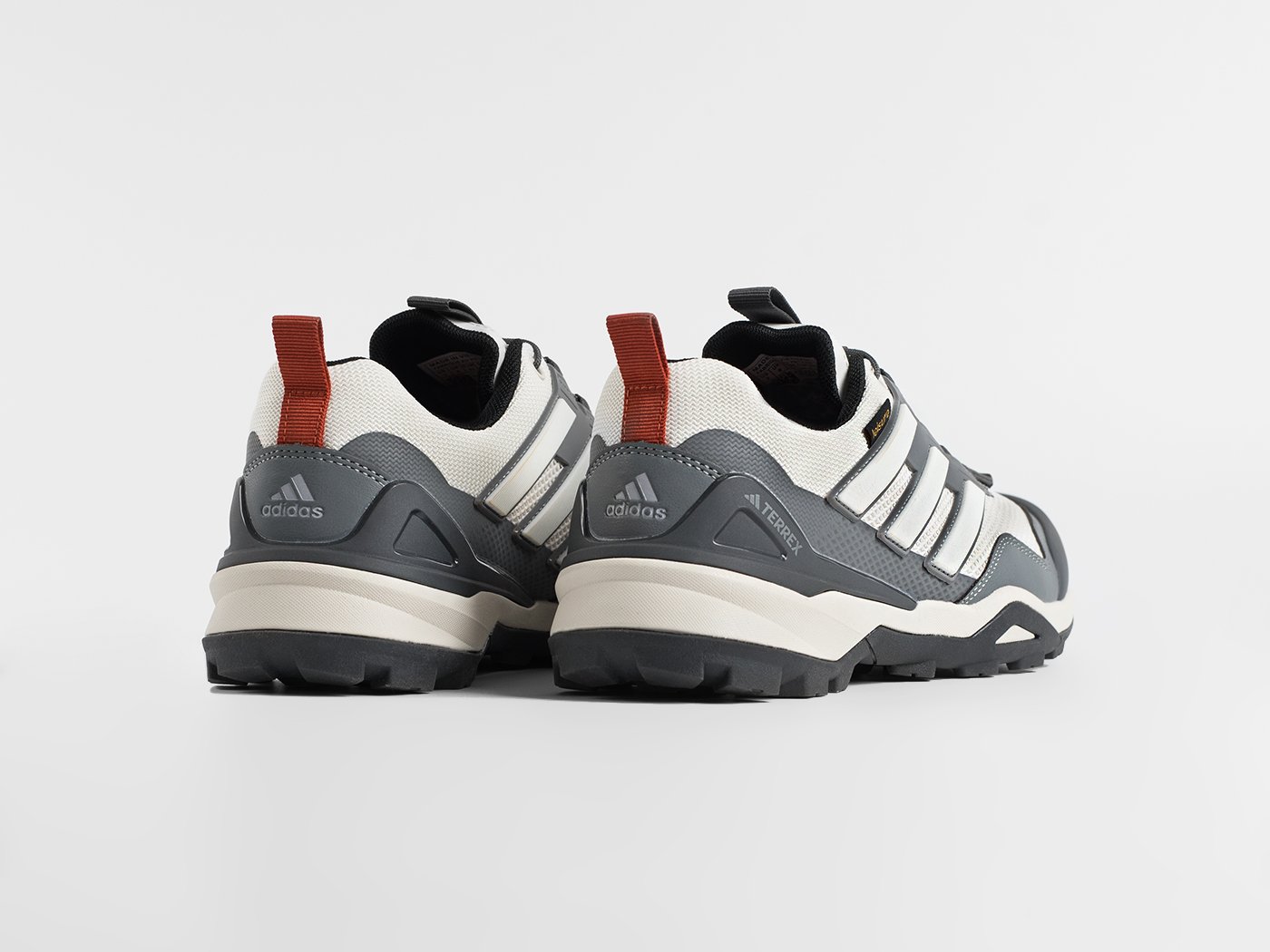 Кроссовки Adidas Terrex Skychaser