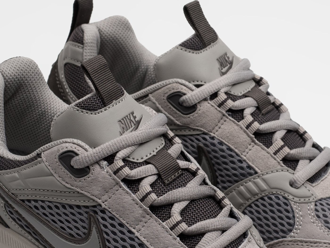 Кроссовки Nike