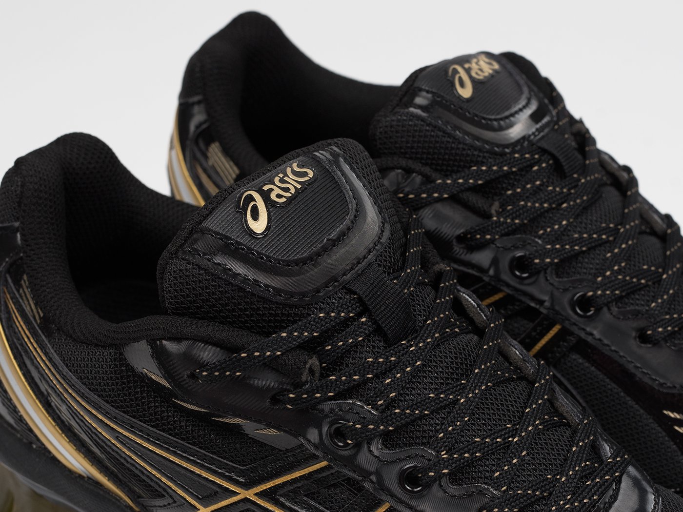Кроссовки Asics Gel Kinetic Fluent