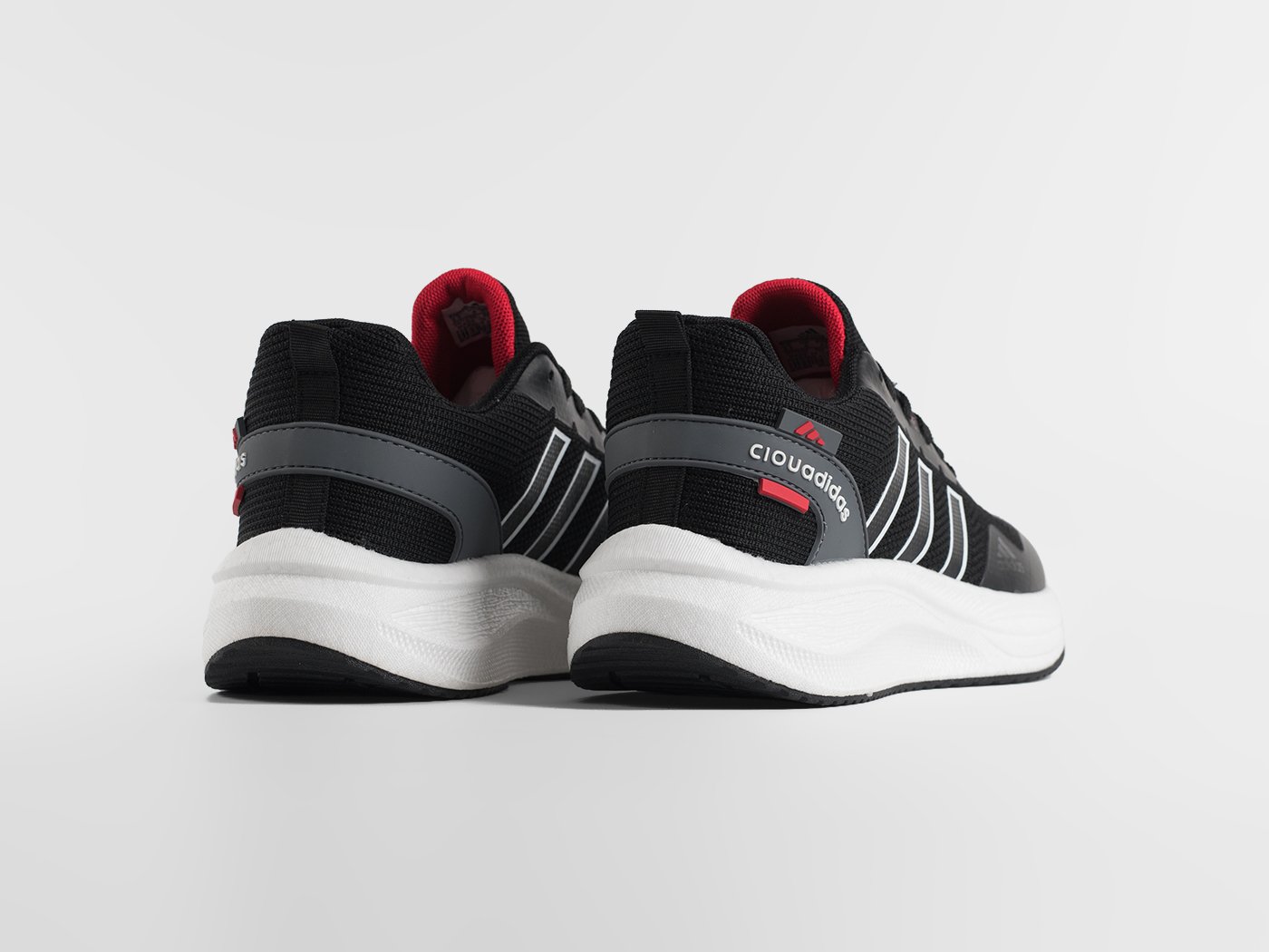 Кроссовки Adidas