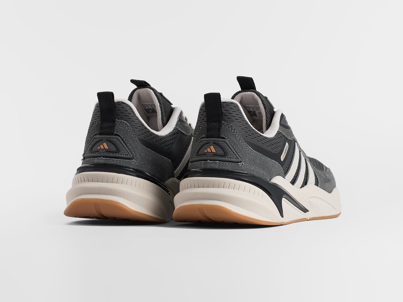 Кроссовки Adidas
