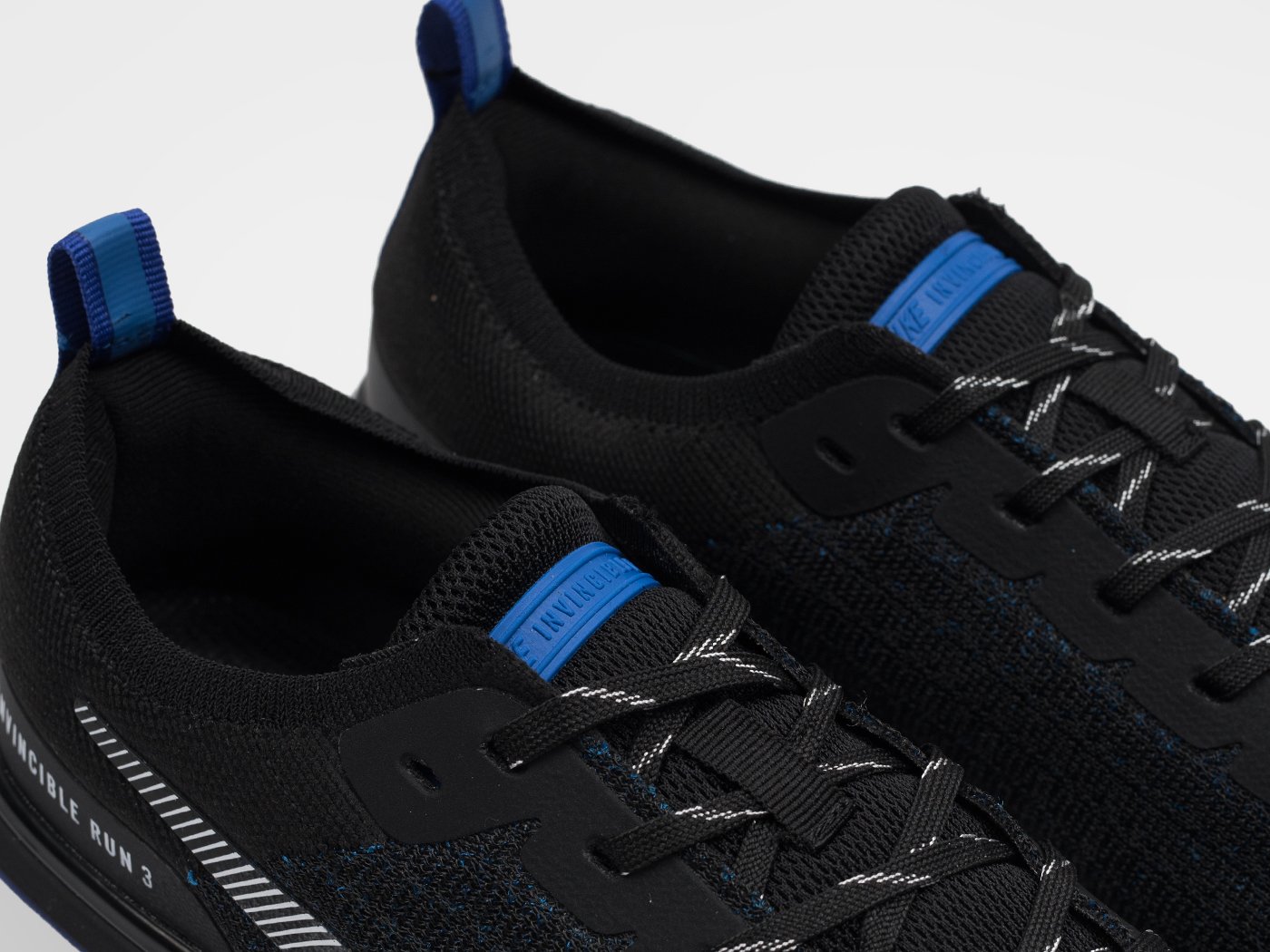 Кроссовки Nike ZoomX Invincible Run Flyknit 3