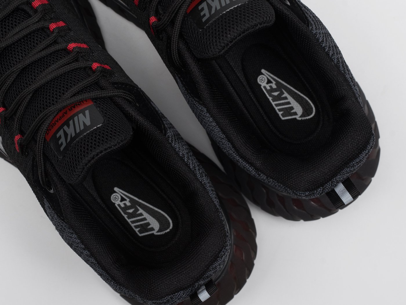 Кроссовки Nike
