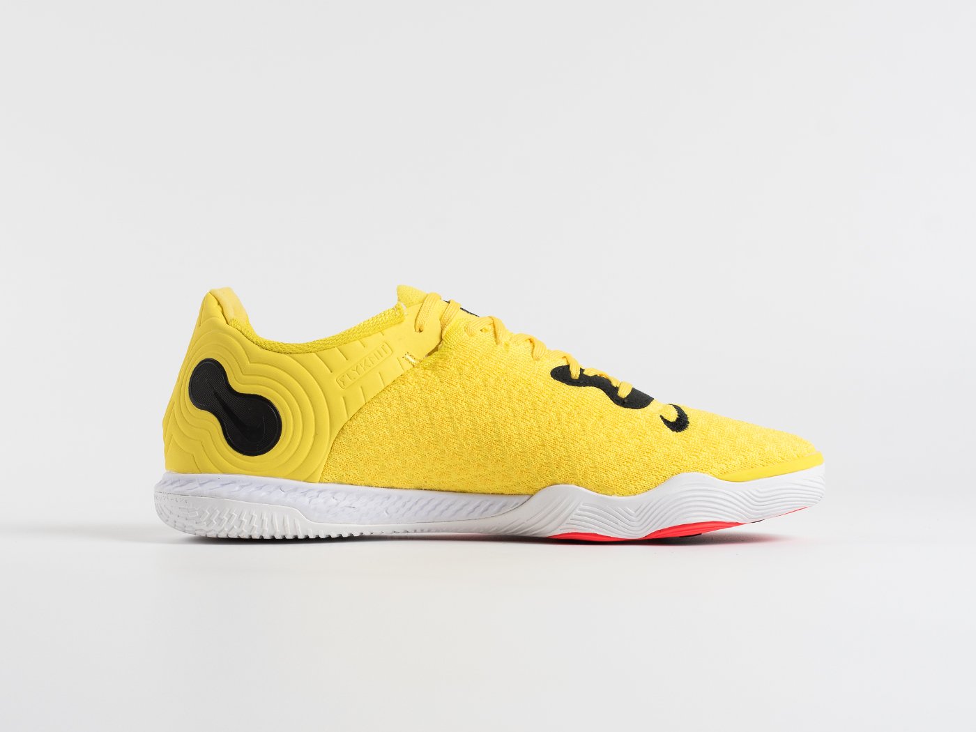 Футбольная обувь Nike React Gato IС