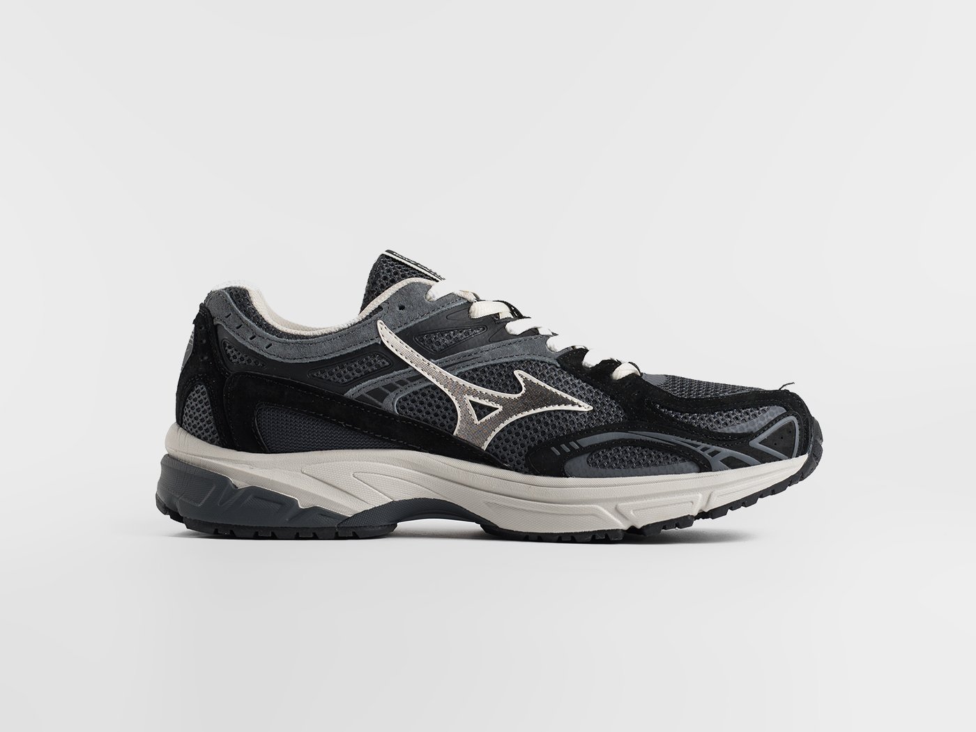 Кроссовки Mizuno Wave Orion