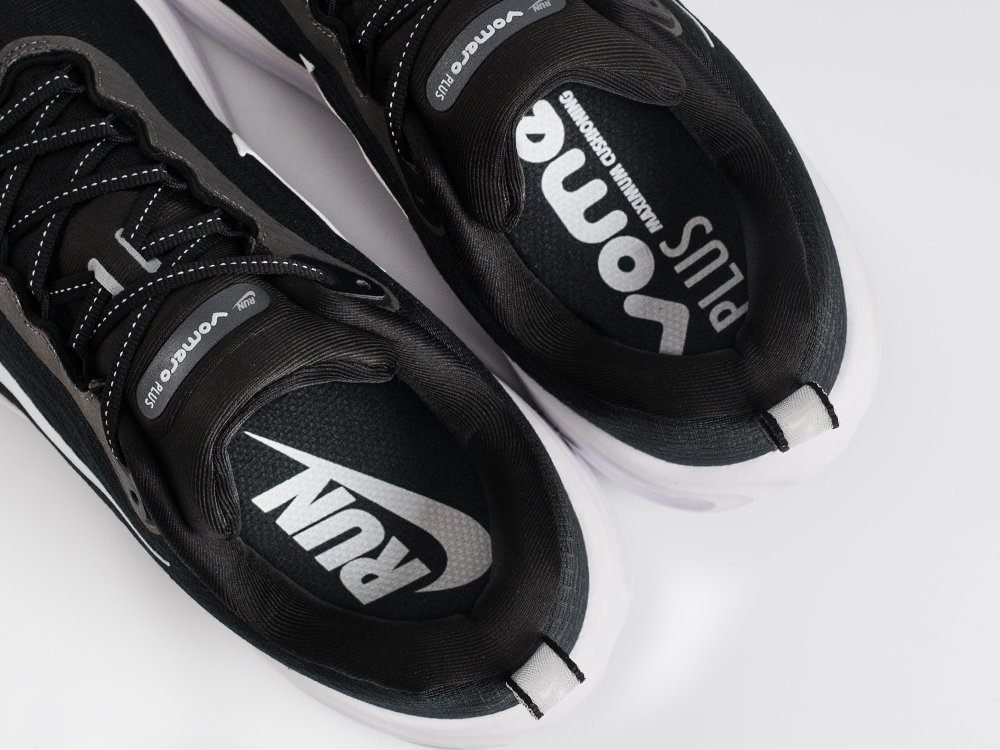 Кроссовки Nike Vomero 18