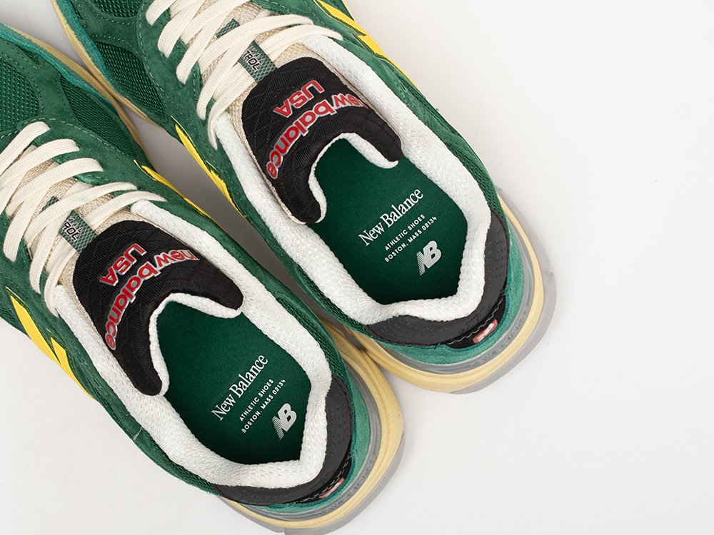 Кроссовки New Balance 990 v3