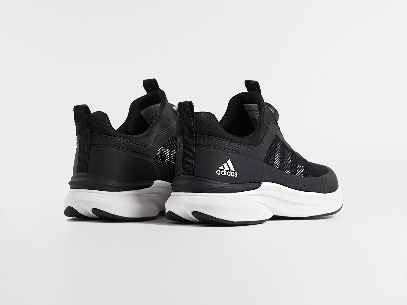 Кроссовки Adidas