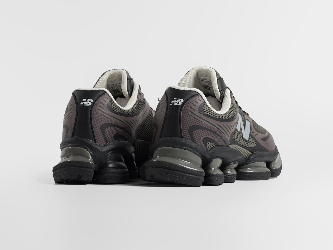 Кроссовки New Balance ABZORB 2000