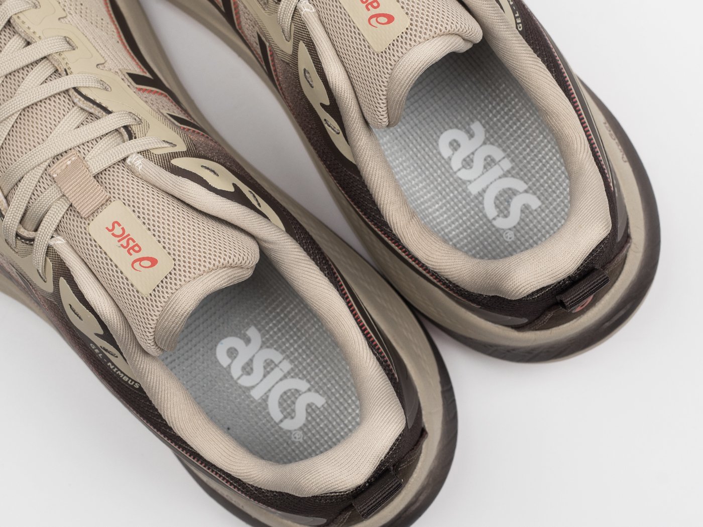 Кроссовки Asics GT-2000
