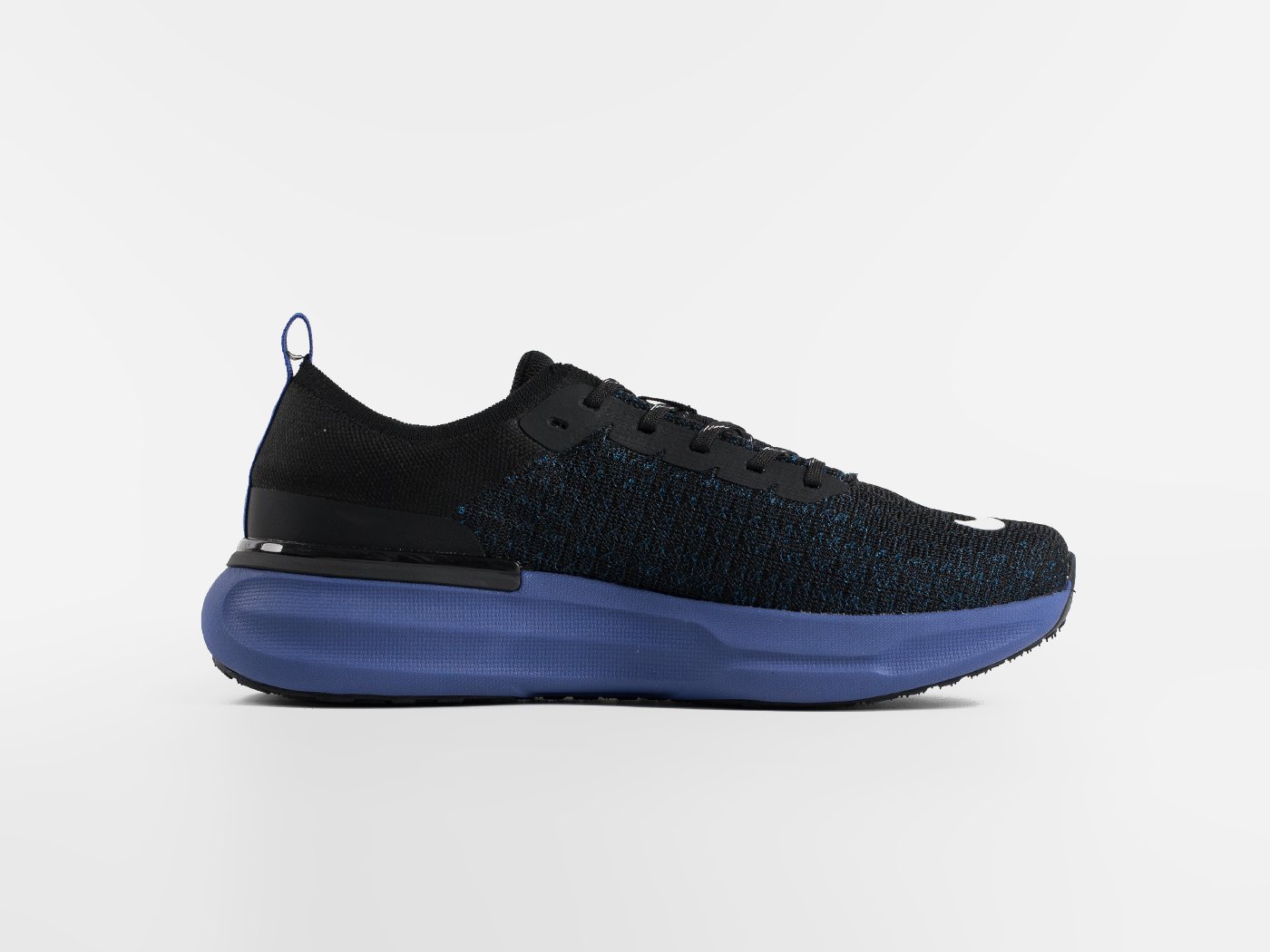 Кроссовки Nike ZoomX Invincible Run Flyknit 3