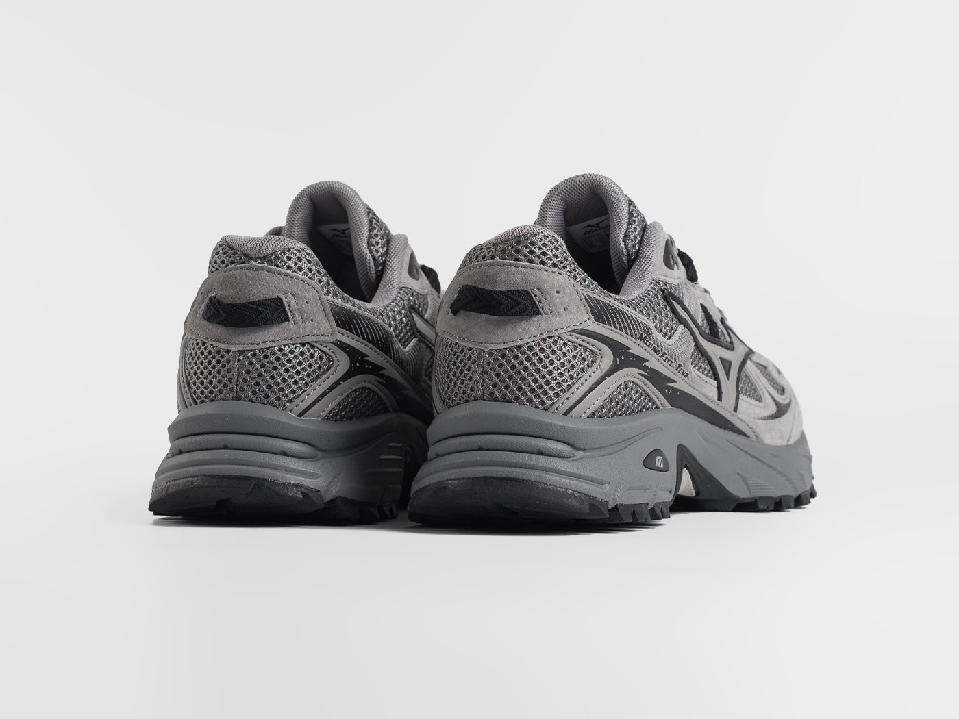 Кроссовки Mizuno FIYI TL V2