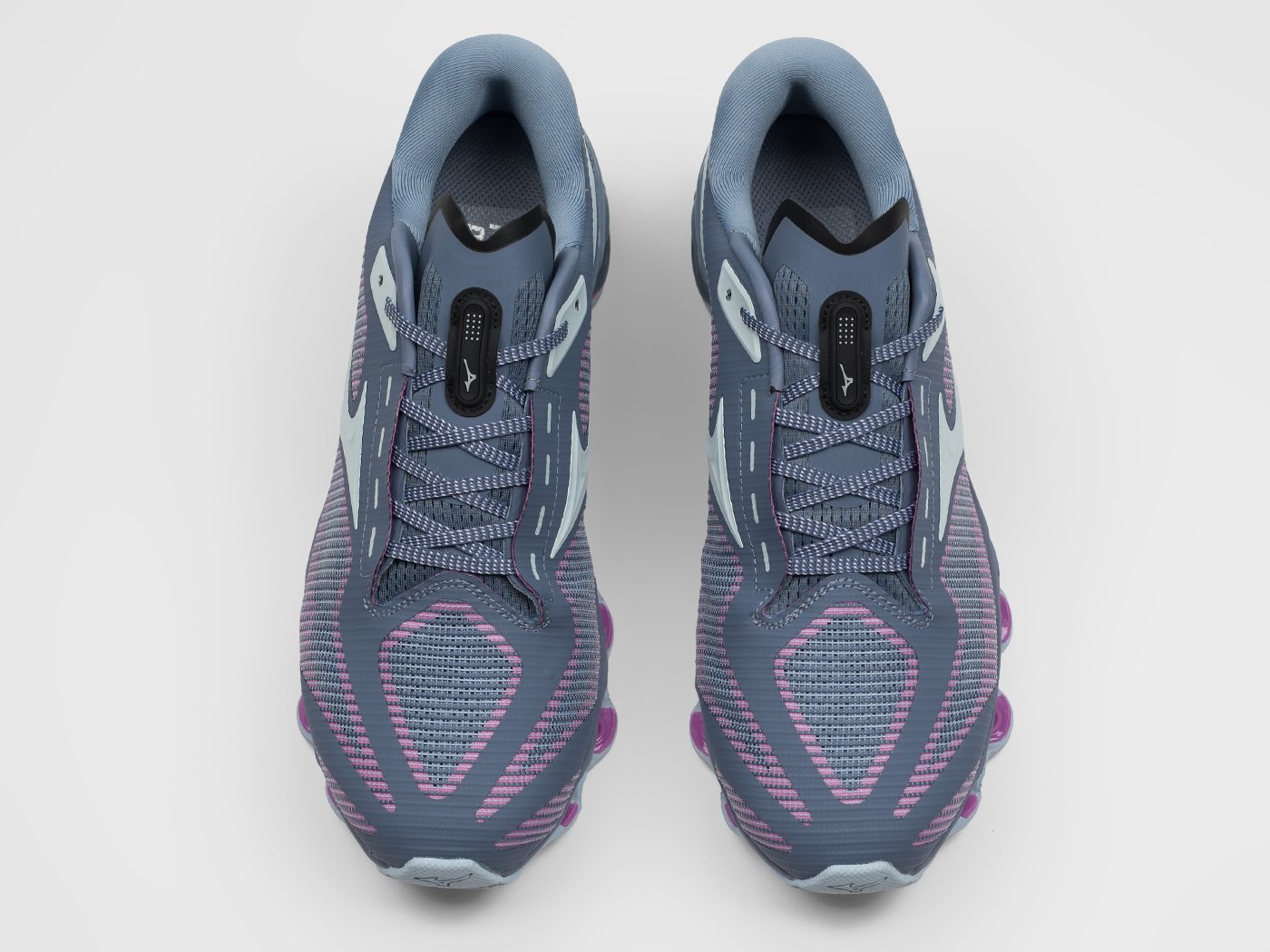 Кроссовки Mizuno Wave Prophecy 15