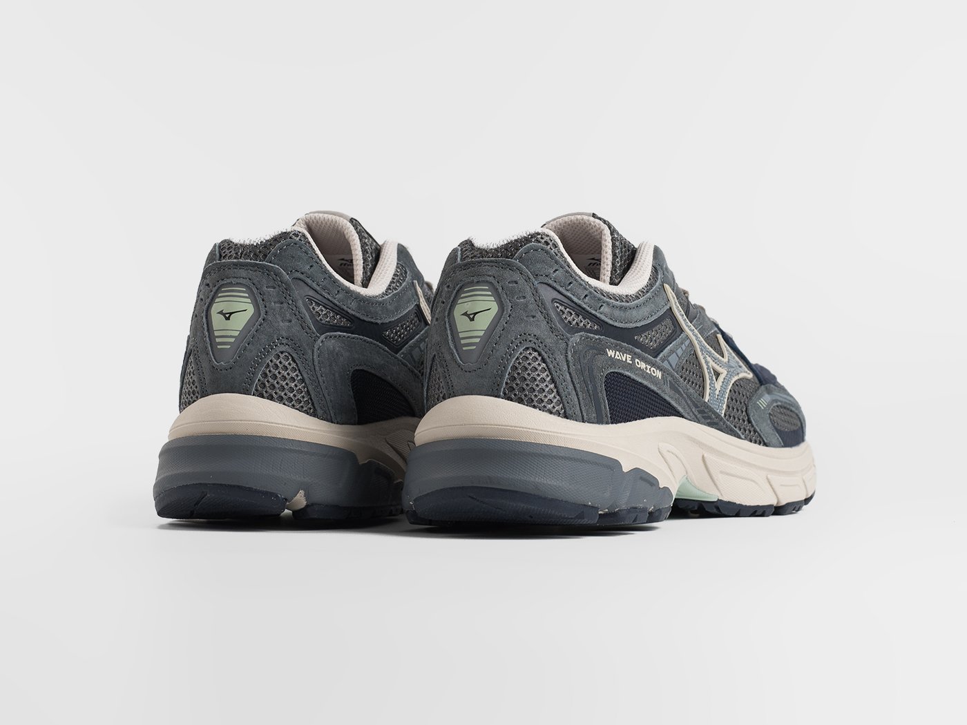 Кроссовки Mizuno Wave Orion