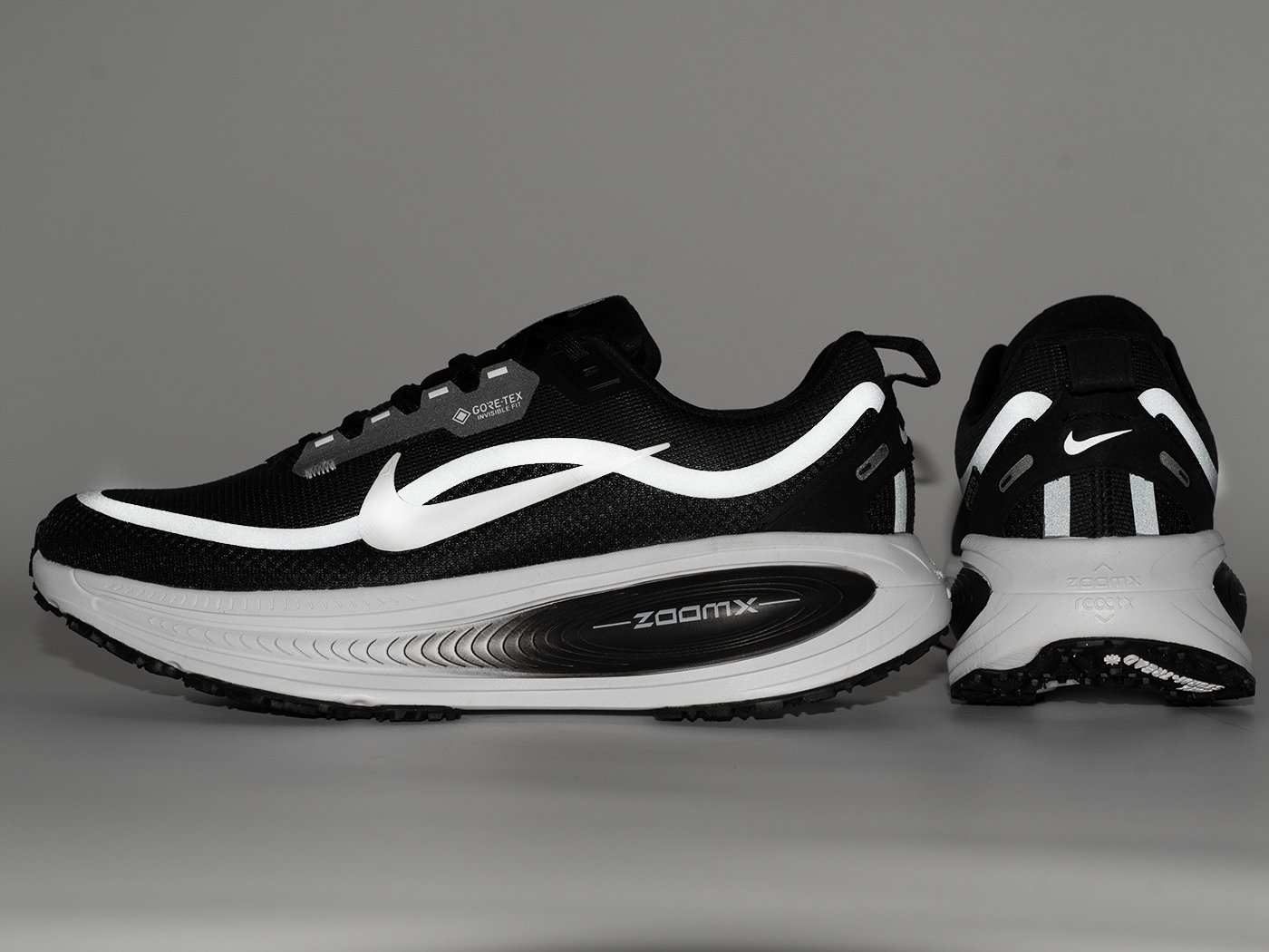 Кроссовки Nike Air Zoom Vomero 18
