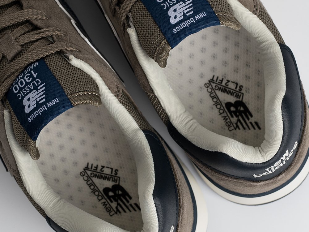 Кроссовки New Balance 1300