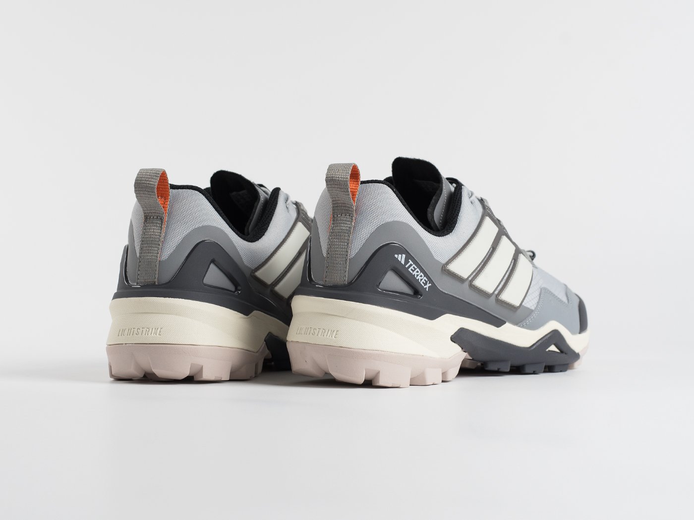 Кроссовки Adidas Terrex Skychaser