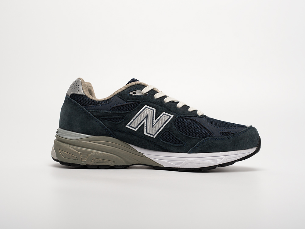 Кроссовки New Balance 990 v3