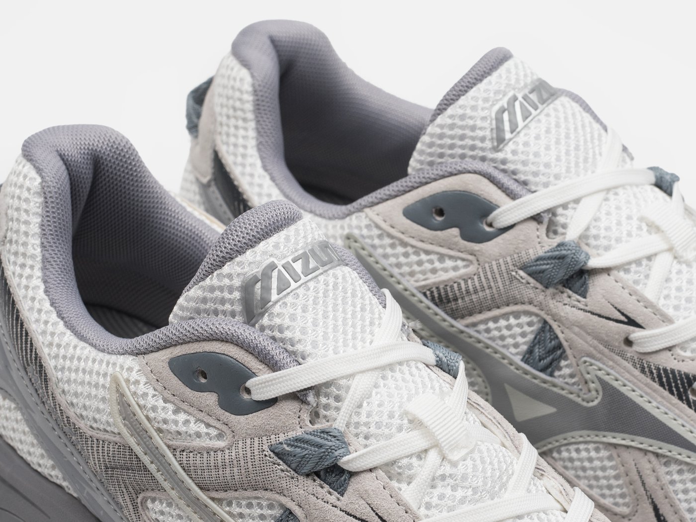 Кроссовки Mizuno FIYI TL V2